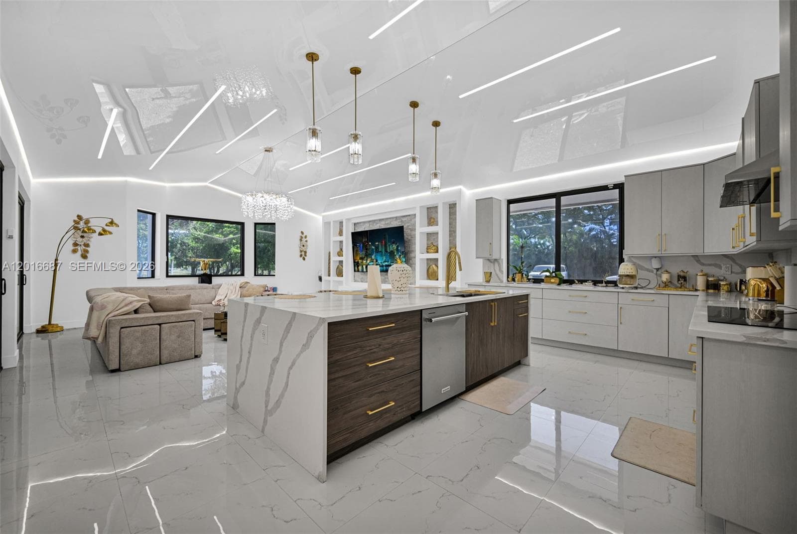 17795 SW 158th St, Miami FL 33187 — 100
