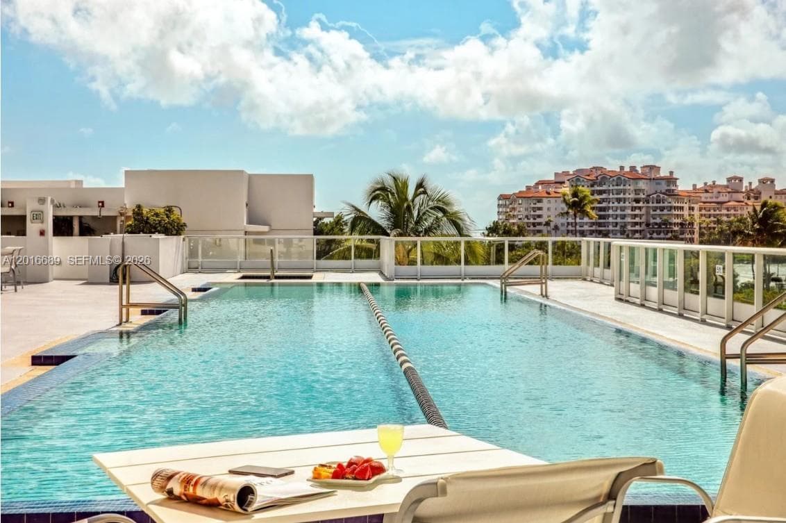 100 S Pointe Dr # 801, Miami Beach FL 33139 — 58