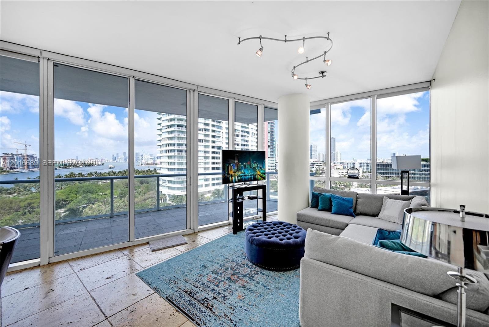 100 S Pointe Dr # 801, Miami Beach FL 33139 — 21
