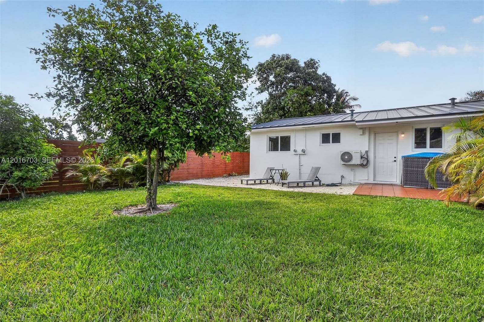 1003 NE 110th St # 1003, Biscayne Park FL 33161 — 21
