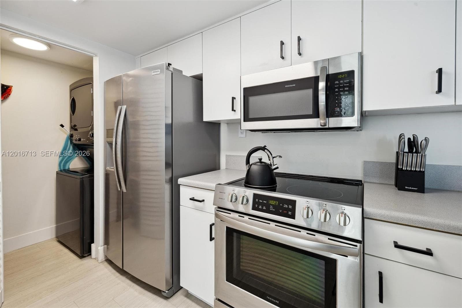 650 WEST AV # 1406, Miami Beach FL 33139 — 17
