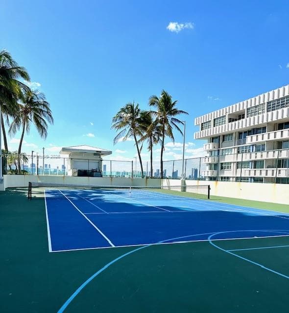 650 WEST AV # 1406, Miami Beach FL 33139 — 28