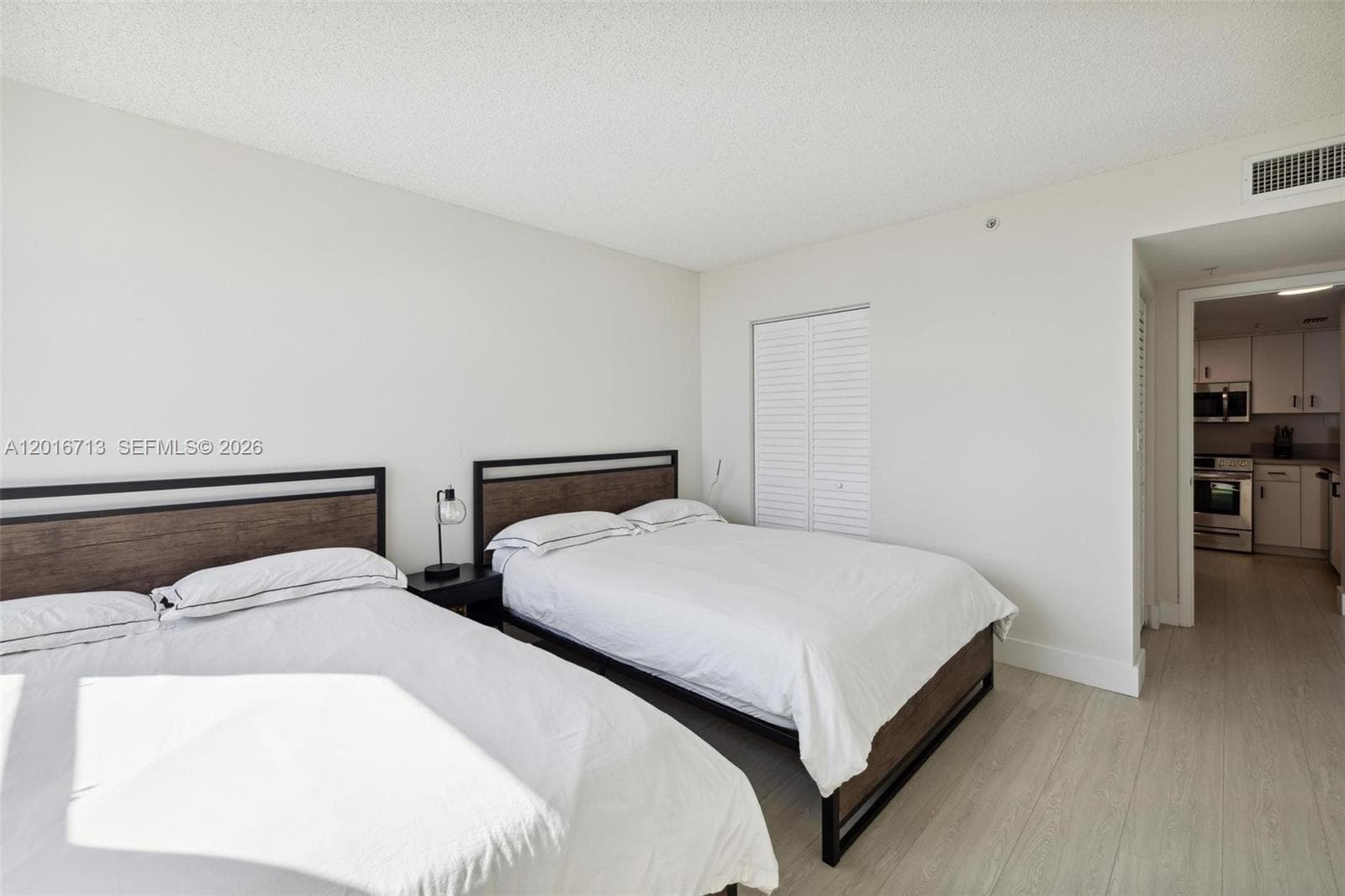 650 WEST AV # 1406, Miami Beach FL 33139 — 19