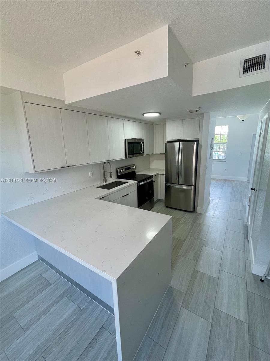 77 E 4th St # A212, Hialeah FL 33010 — 3