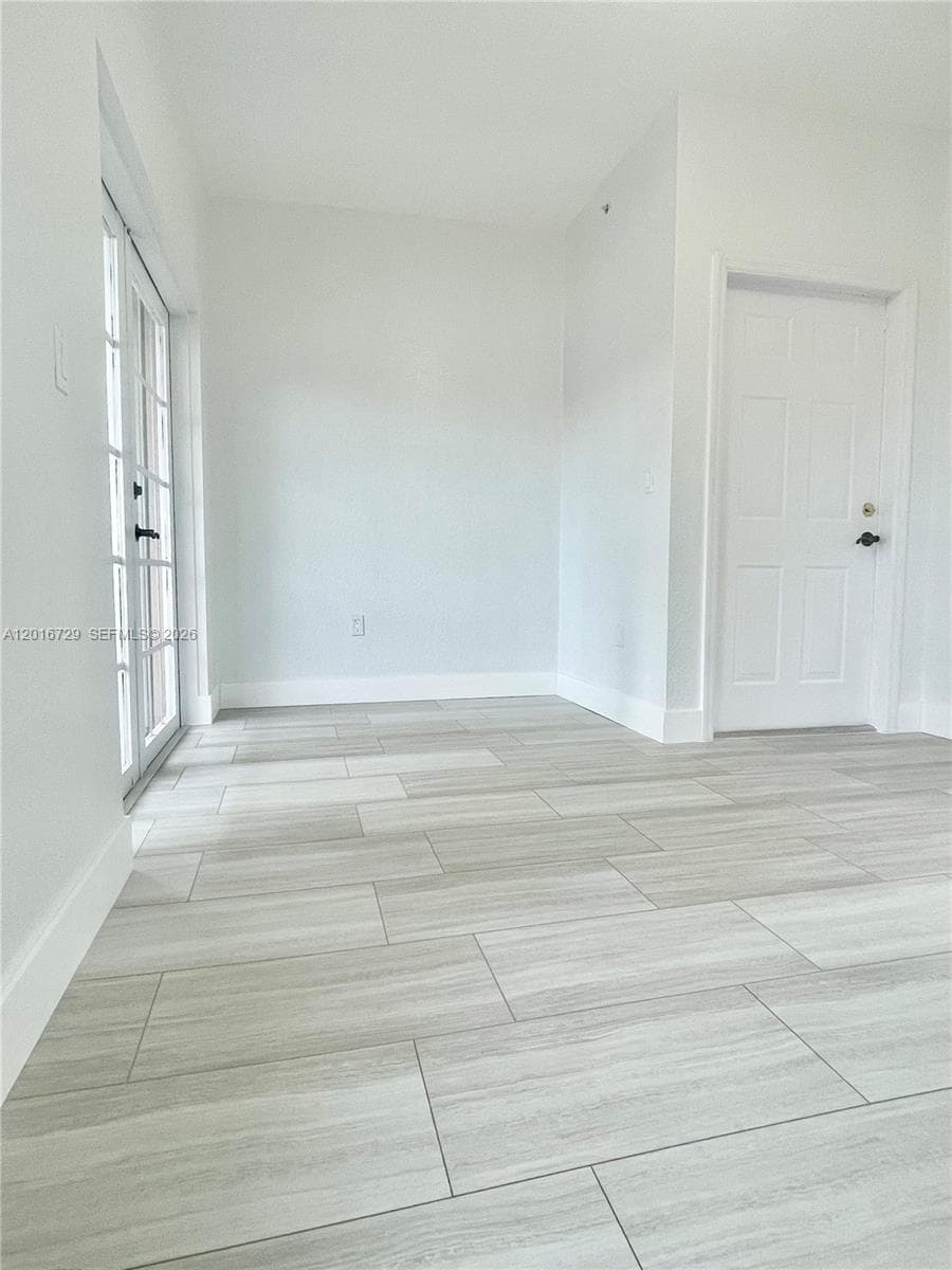 77 E 4th St # A212, Hialeah FL 33010 — 9