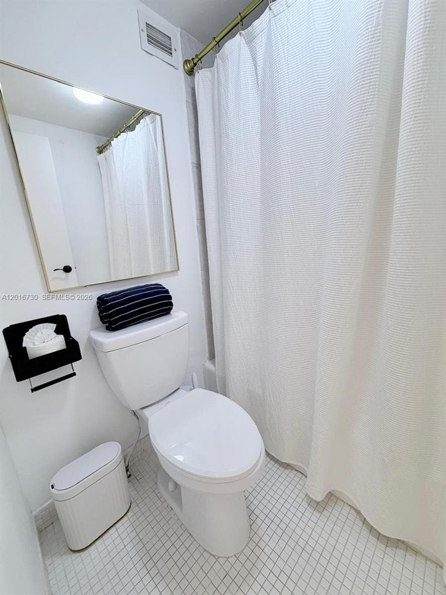 100 Lincoln Rd # 1609, Miami Beach FL 33139 — 8