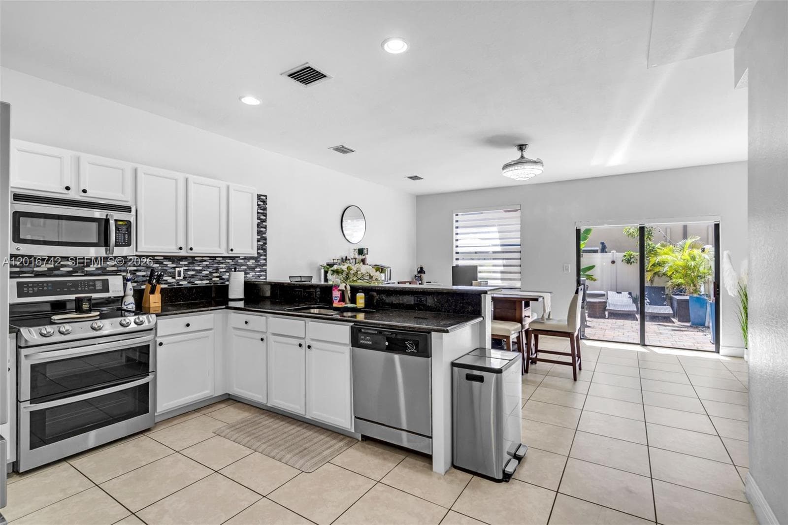 8936 W 35th Ln, Hialeah FL 33018 — 7