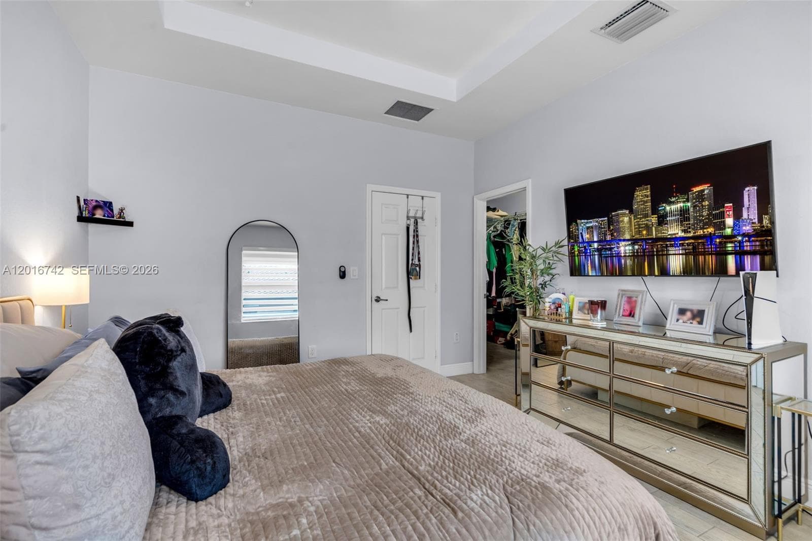 8936 W 35th Ln, Hialeah FL 33018 — 18