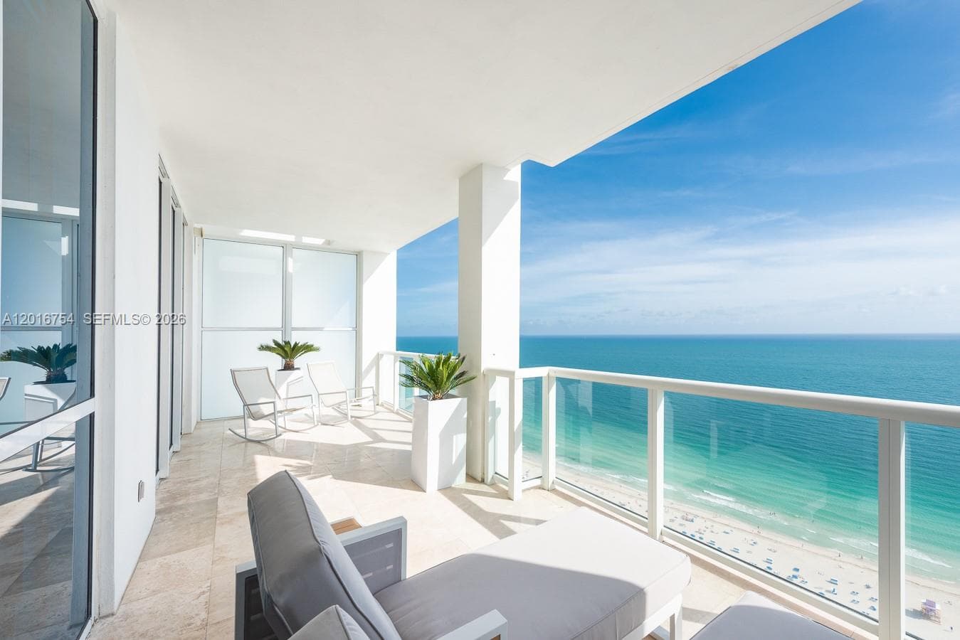 50 S Pointe Dr # 3302, Miami Beach FL 33139 — 3
