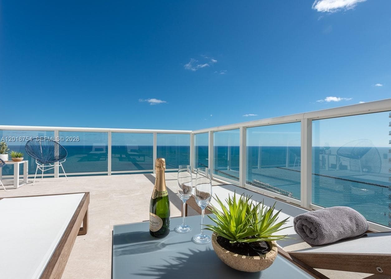 50 S Pointe Dr # 3302, Miami Beach FL 33139 — 1