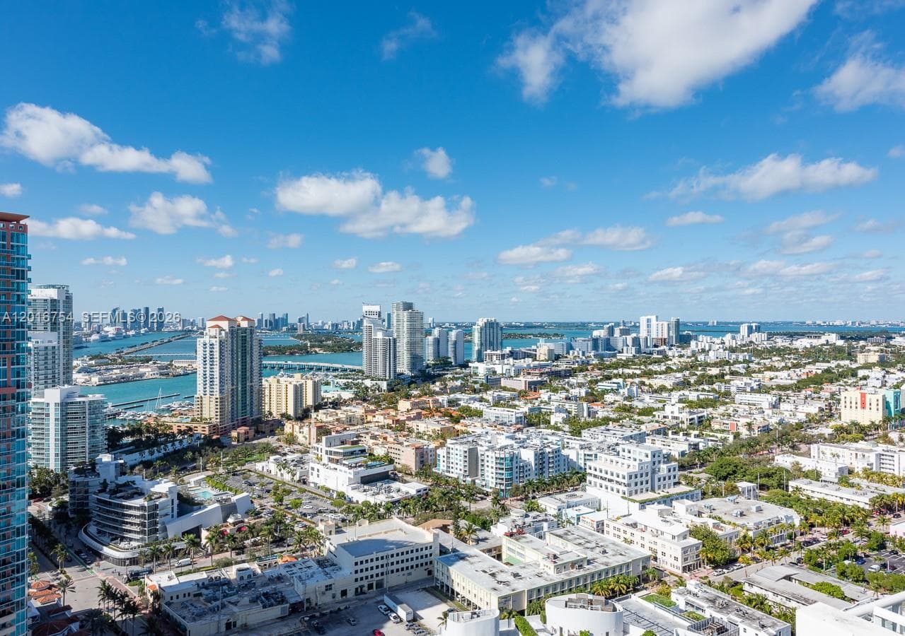 50 S Pointe Dr # 3302, Miami Beach FL 33139 — 28