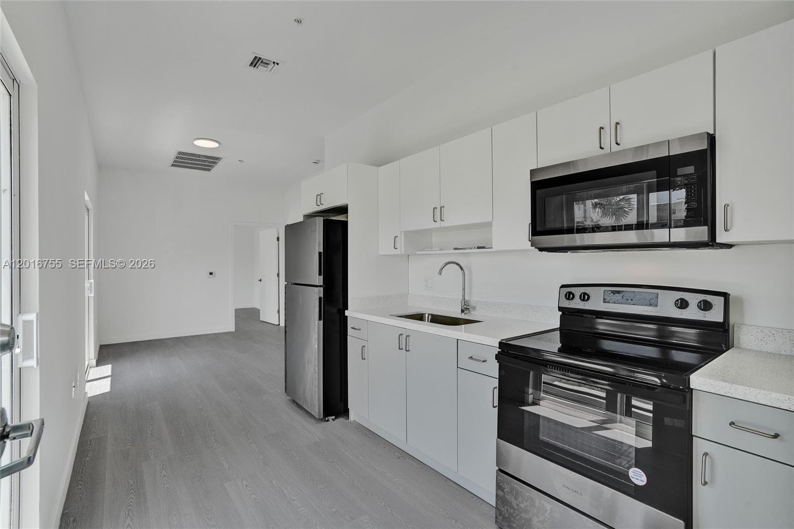1567 NW 1st St # 8, Miami FL 33125 — 4
