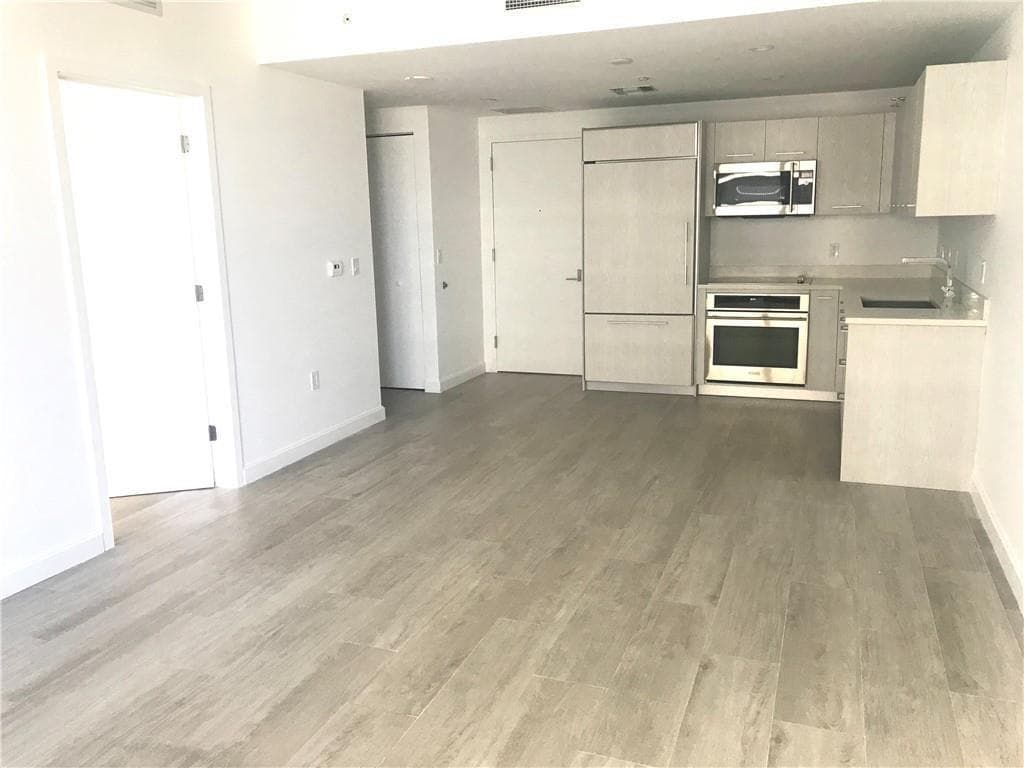 45 SW 9th Street # 3707, Miami FL 33130 — 21