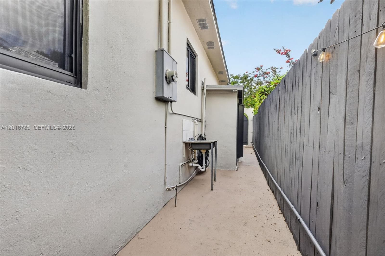 1871 SW 23rd St, Miami FL 33145 — 36