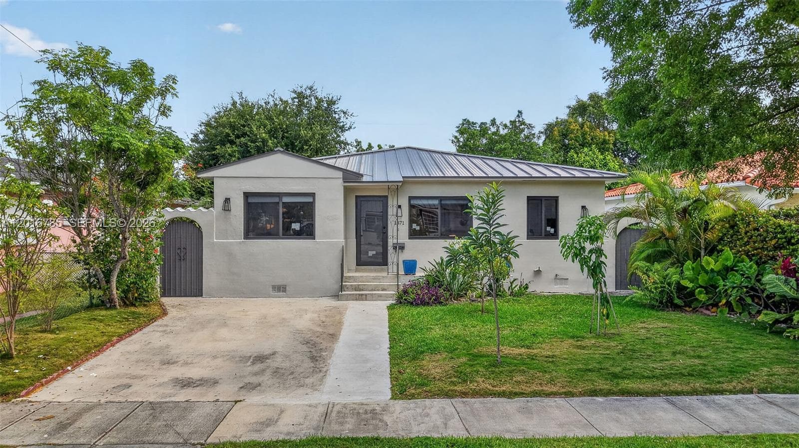 1871 SW 23rd St, Miami FL 33145 — 1
