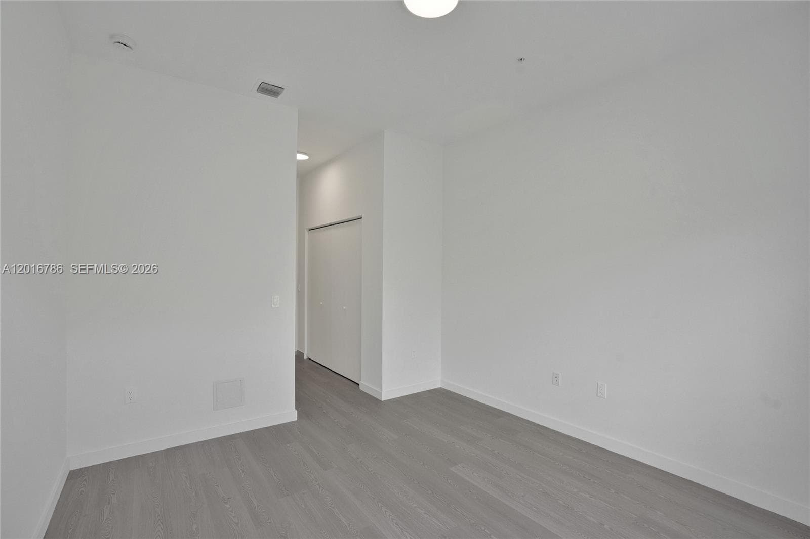 1567 NW 1st St # 9, Miami FL 33125 — 14