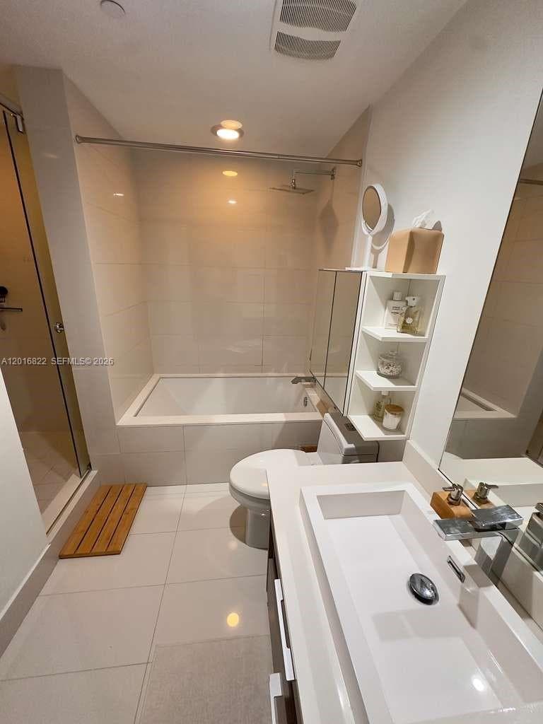 1300 S Miami Ave # 1709, Miami FL 33130 — 12