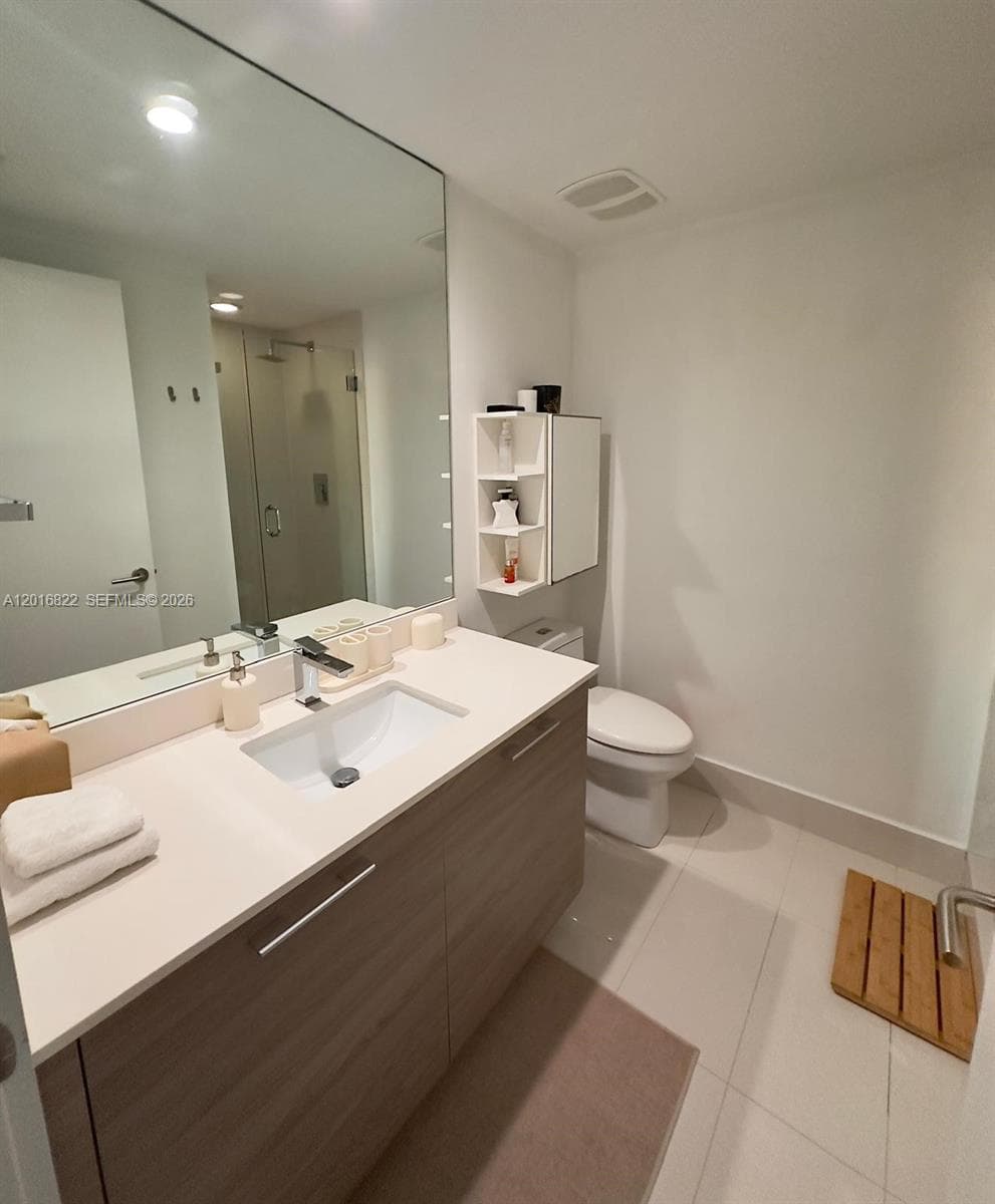 1300 S Miami Ave # 1709, Miami FL 33130 — 19