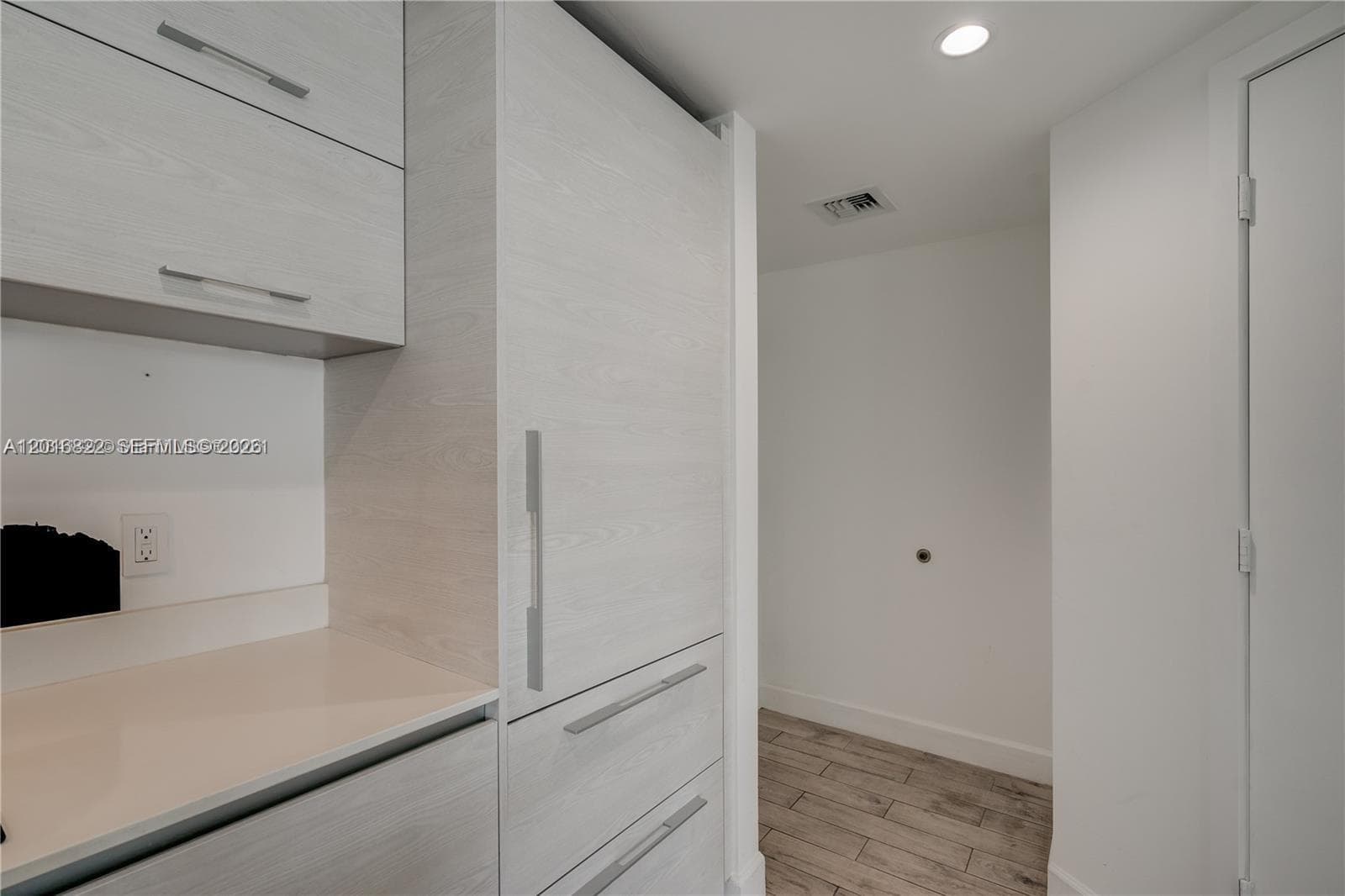 1300 S Miami Ave # 1709, Miami FL 33130 — 8