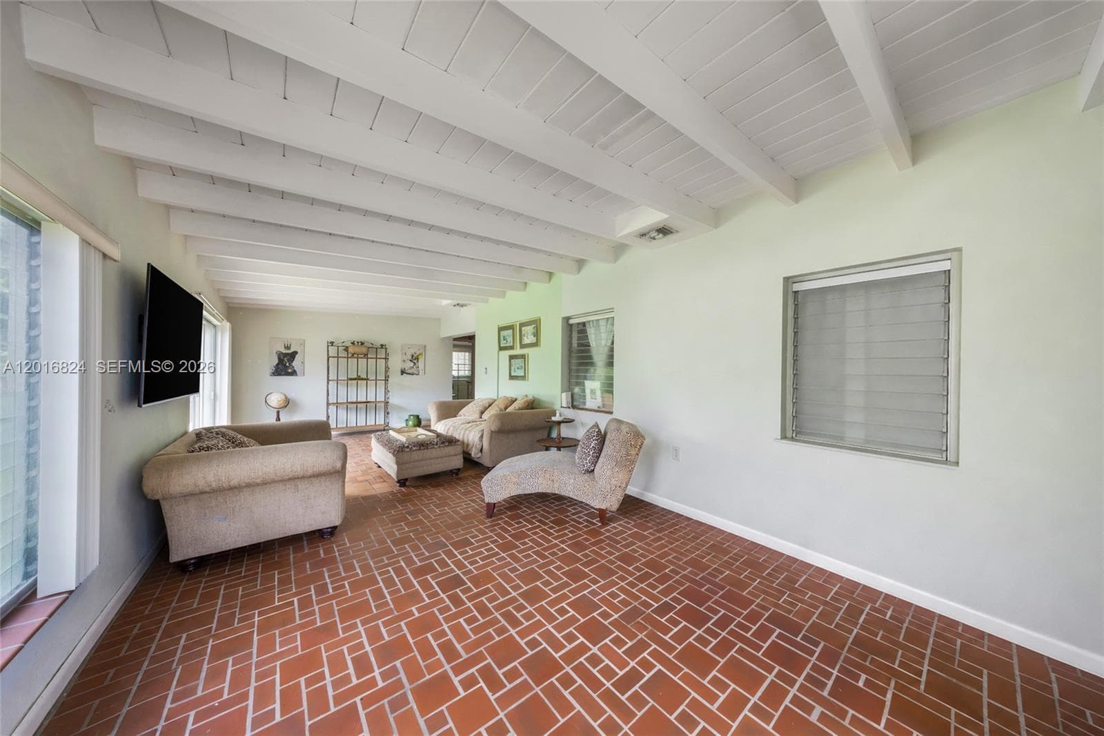 400 Morningside Dr, Miami Springs FL 33166 — 28