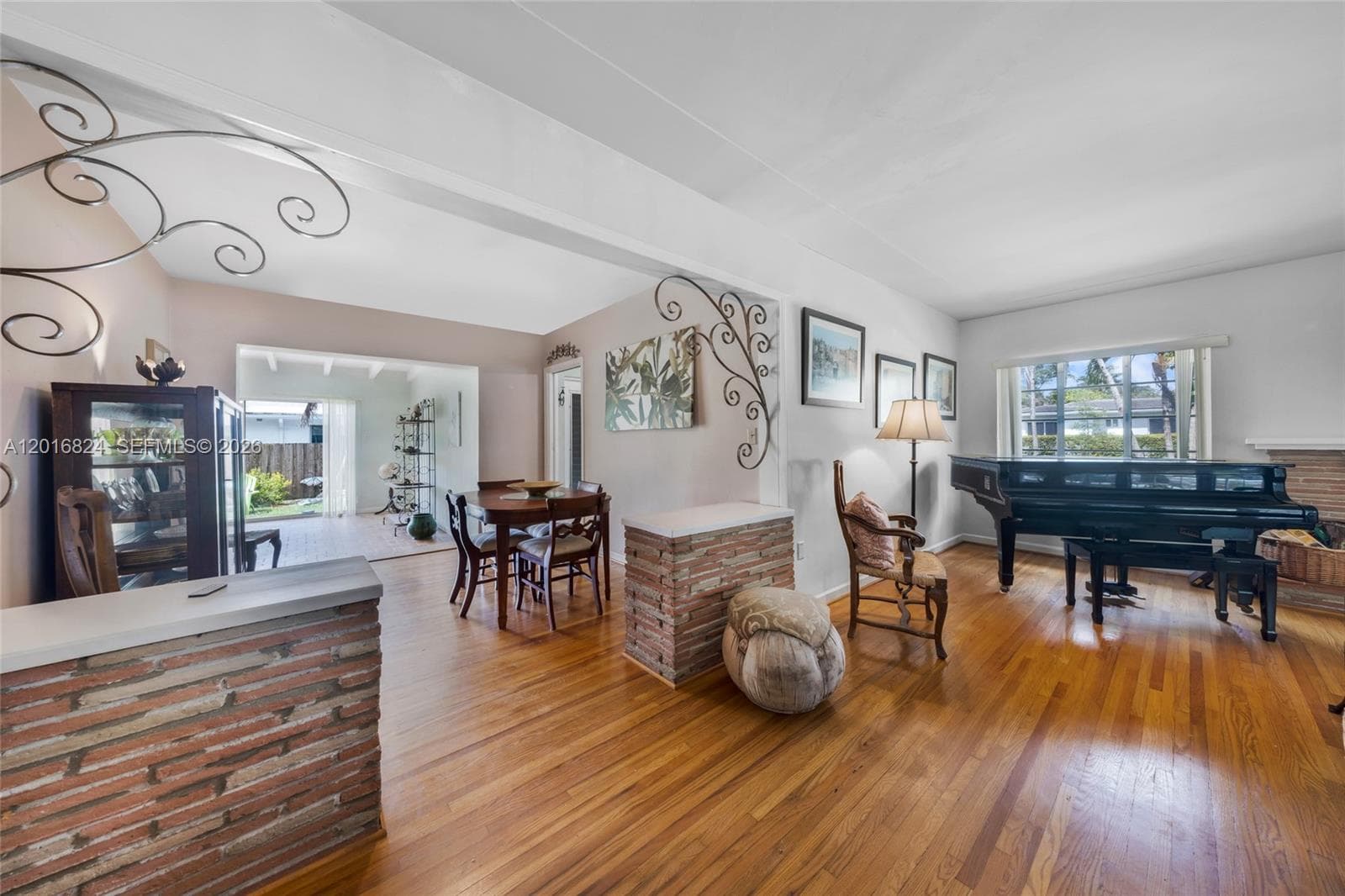 400 Morningside Dr, Miami Springs FL 33166 — 9