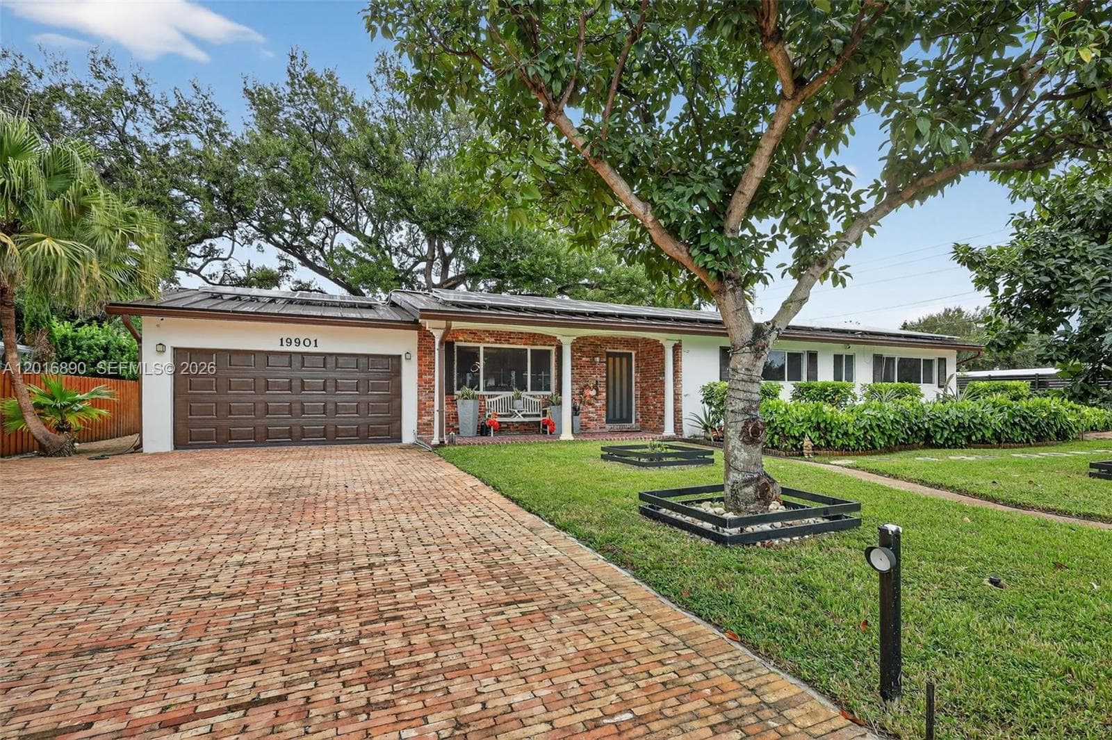 19901 NE 21st Ave, Miami FL 33179 — 71