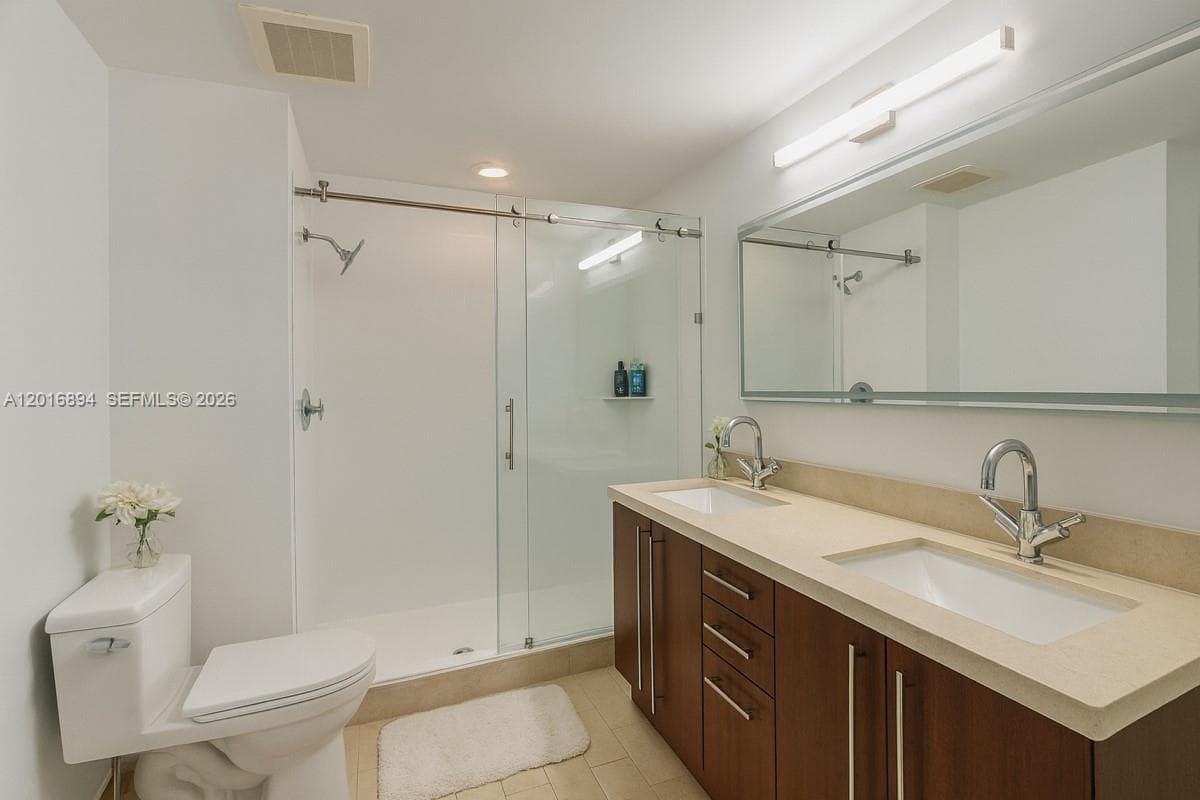 79 SW 12th St, Miami FL 33130 — 9