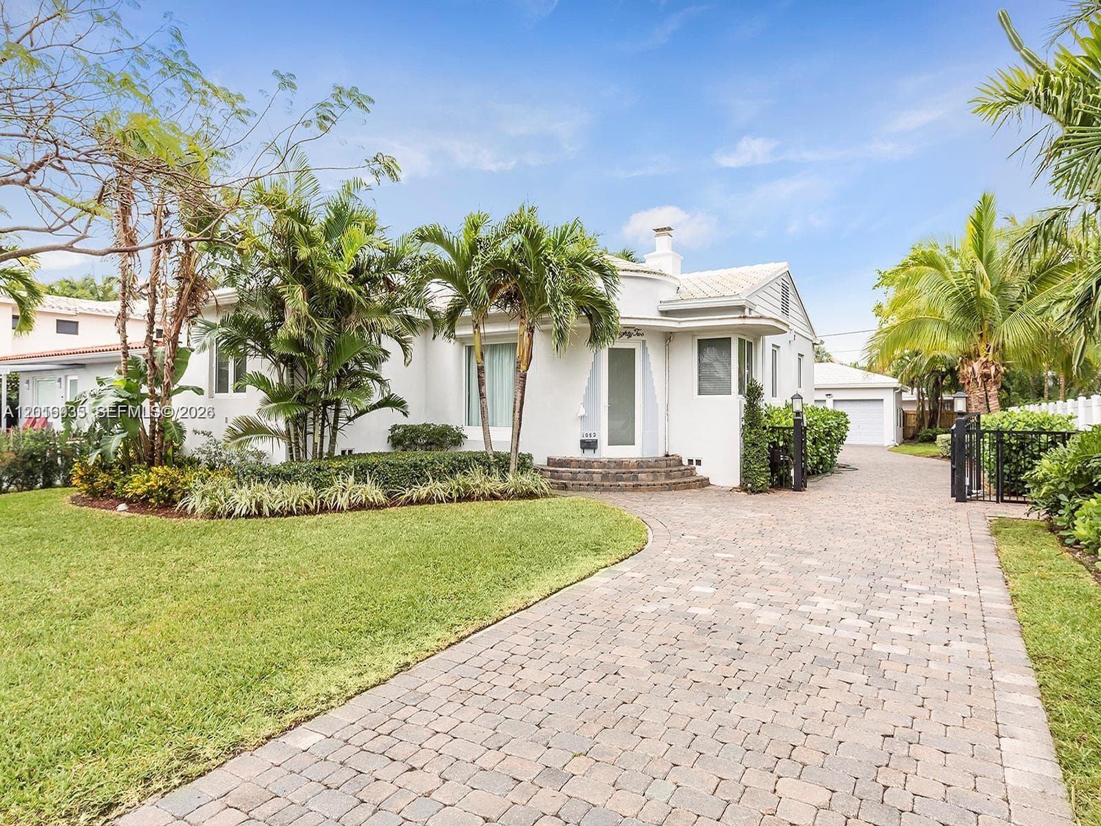 1082 NE 89th St, Miami FL 33138 — 2
