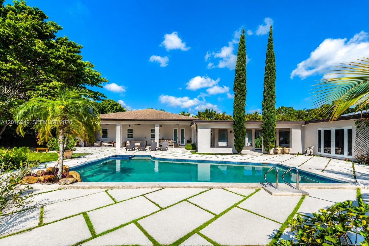 7650 SW 128th St, Pinecrest FL 33156 — 3