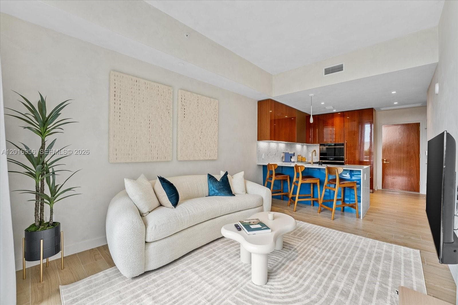 2678 Tigertail Ave # 315, Miami FL 33133 — 2
