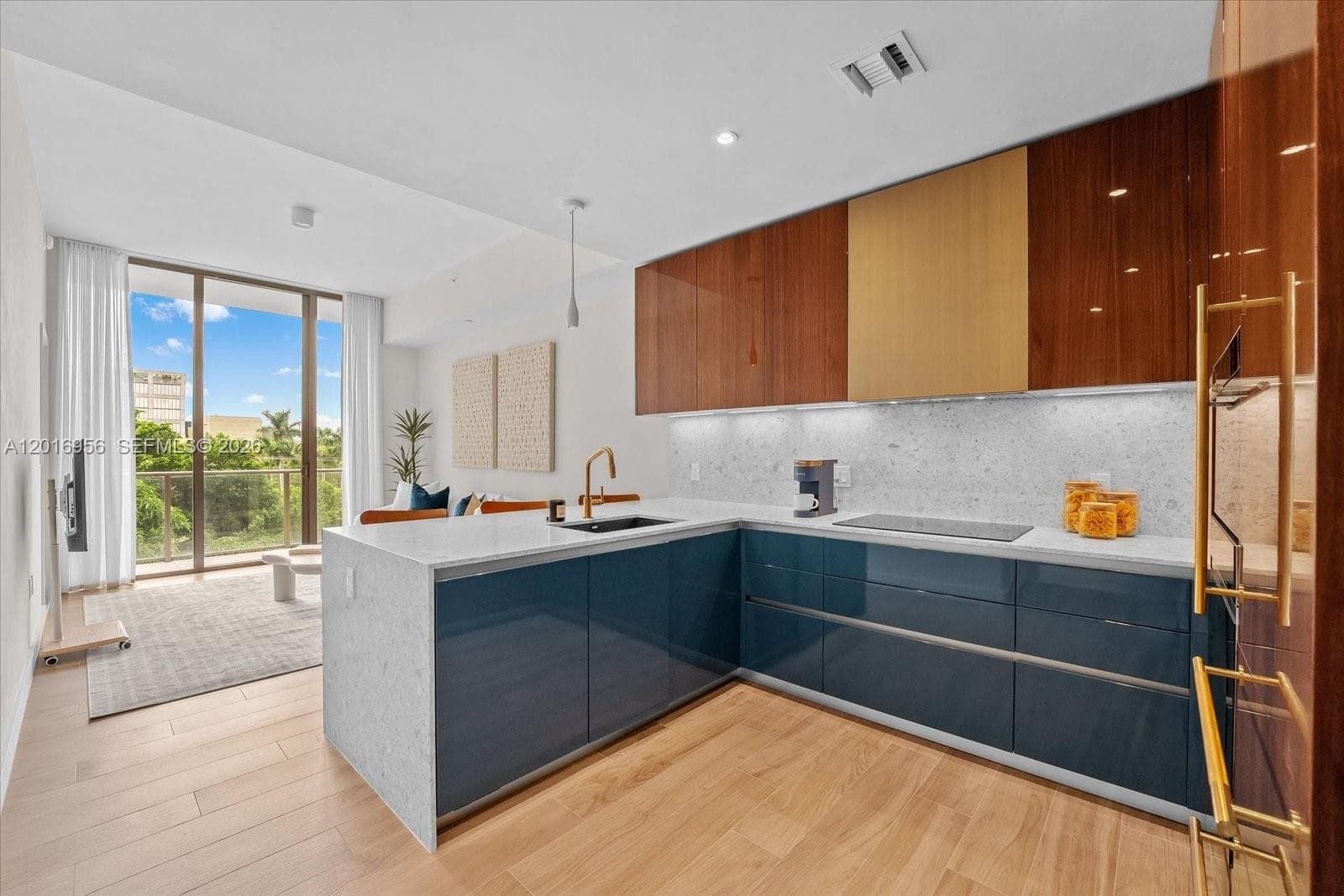 2678 Tigertail Ave # 315, Miami FL 33133 — 3
