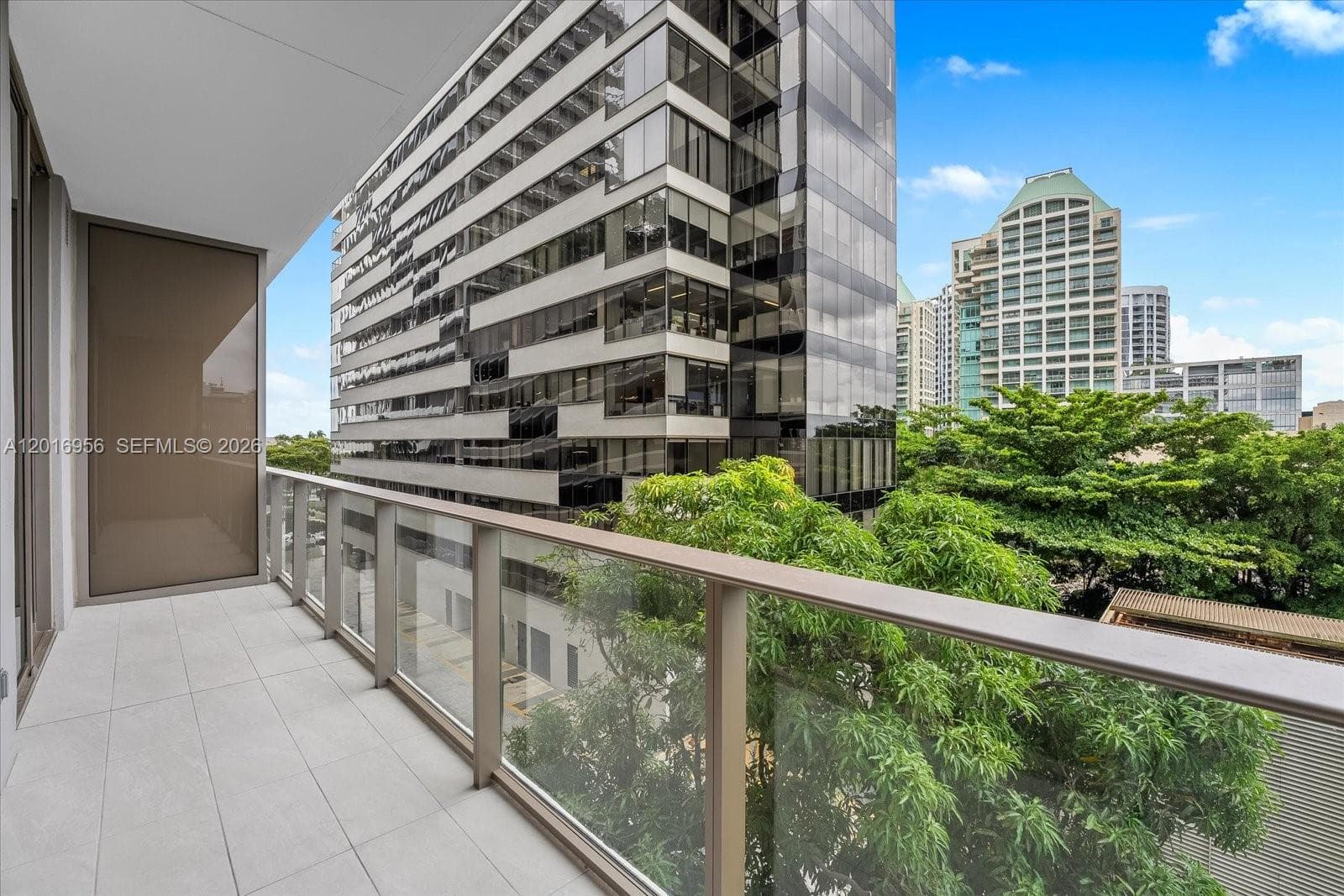 2678 Tigertail Ave # 315, Miami FL 33133 — 11