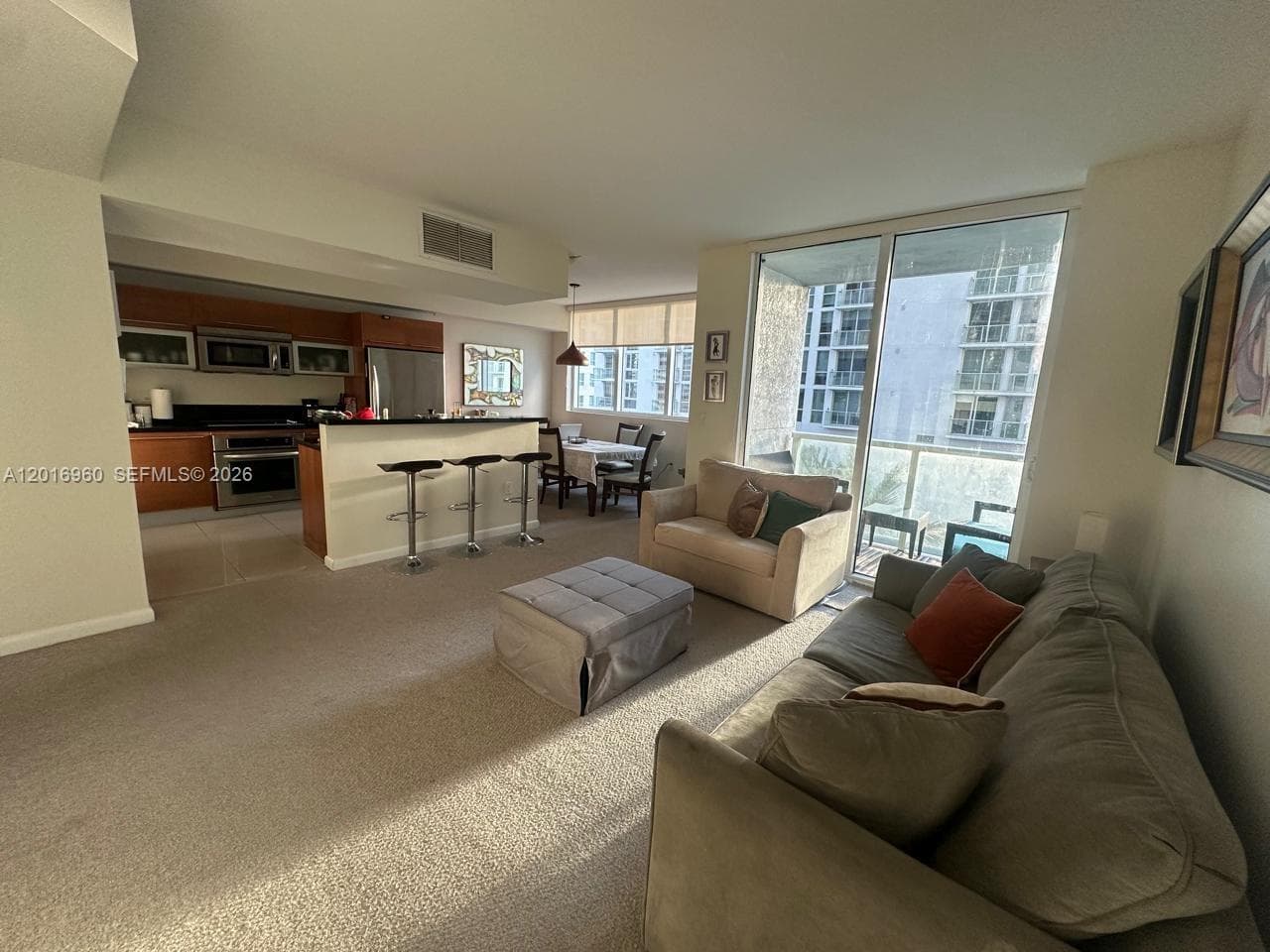 253 NE 2nd St # 1402, Miami FL 33132 — 3