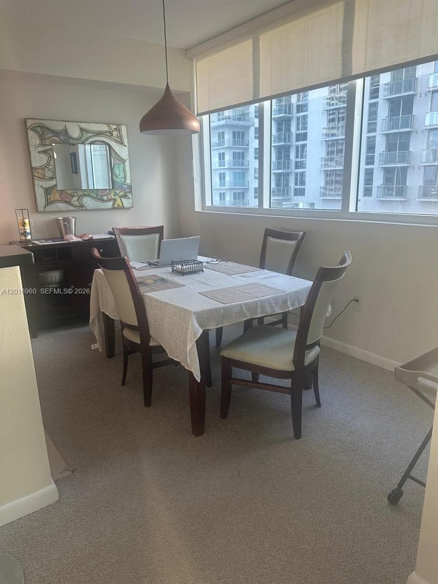 253 NE 2nd St # 1402, Miami FL 33132 — 5