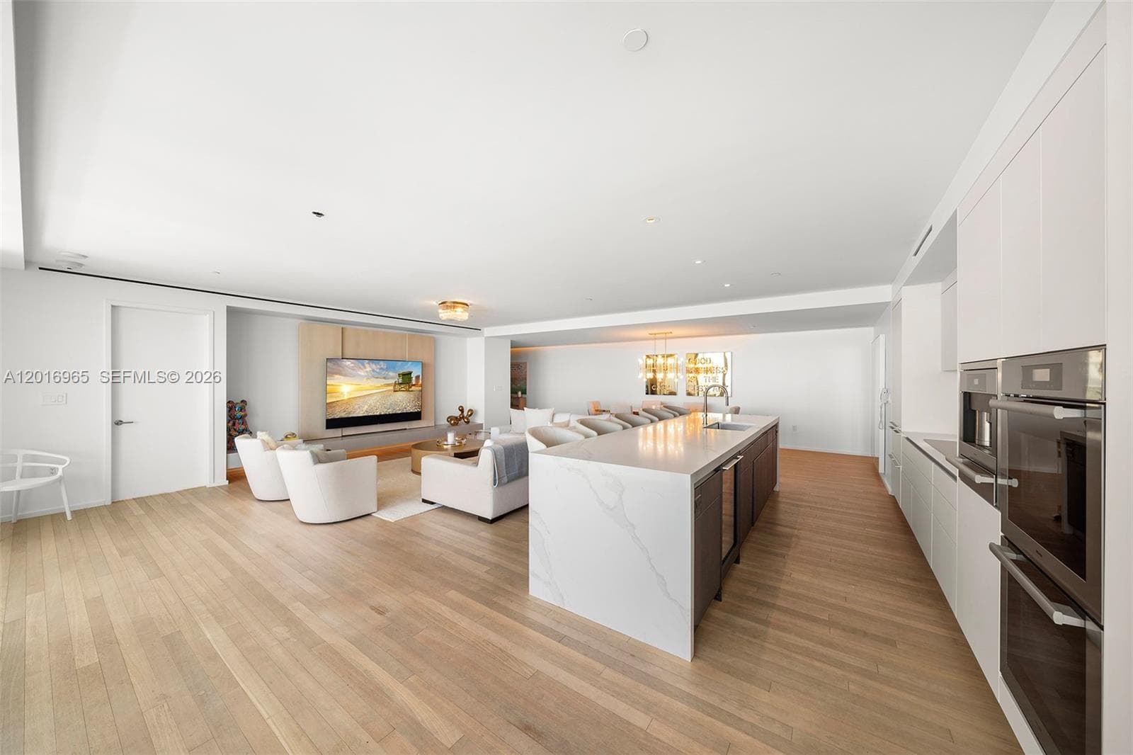 2901 Collins Ave # 901, Miami Beach FL 33140 — 11