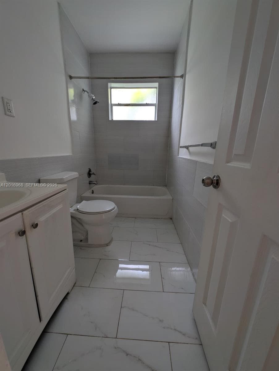 9740 Bay Harbor Ter # 8, Bay Harbor Islands FL 33154 — 4