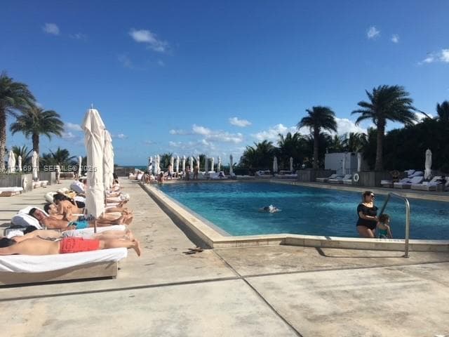 2301 Collins Ave # 528, Miami Beach FL 33139 — 30