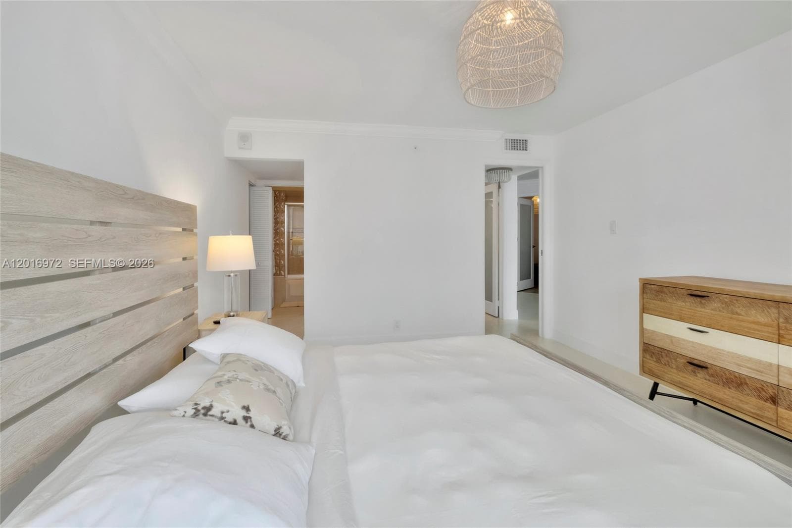 2401 Collins Ave # 1805, Miami Beach FL 33140 — 4