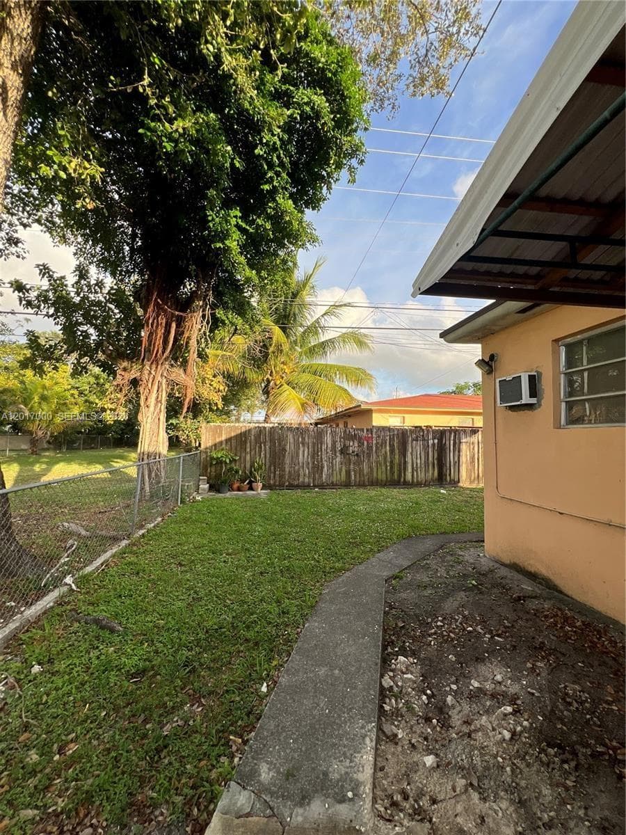 Flagami 1st Addn, Miami, FL — 10