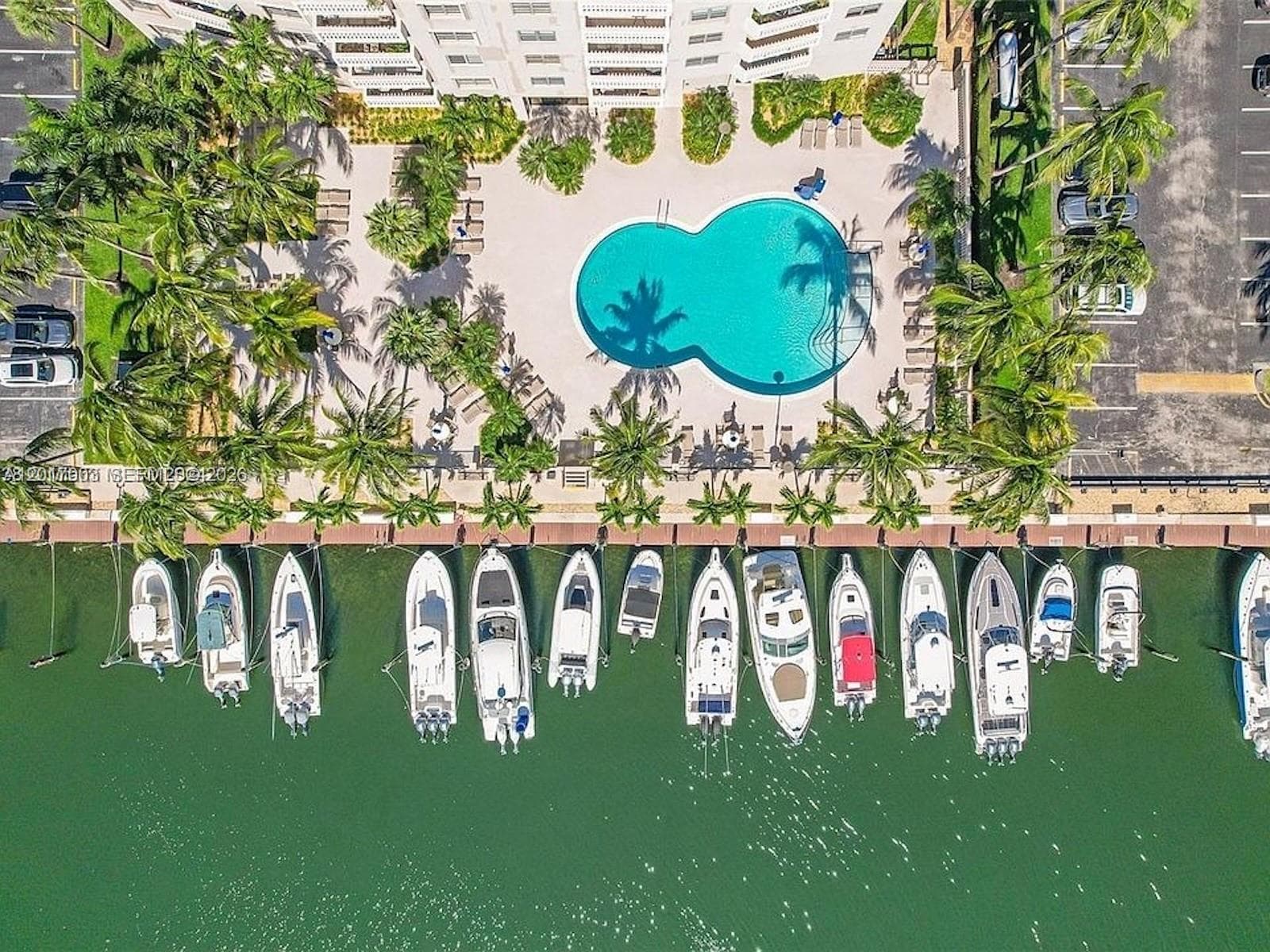 90 Edgewater Dr # 114, Coral Gables FL 33133 — 28