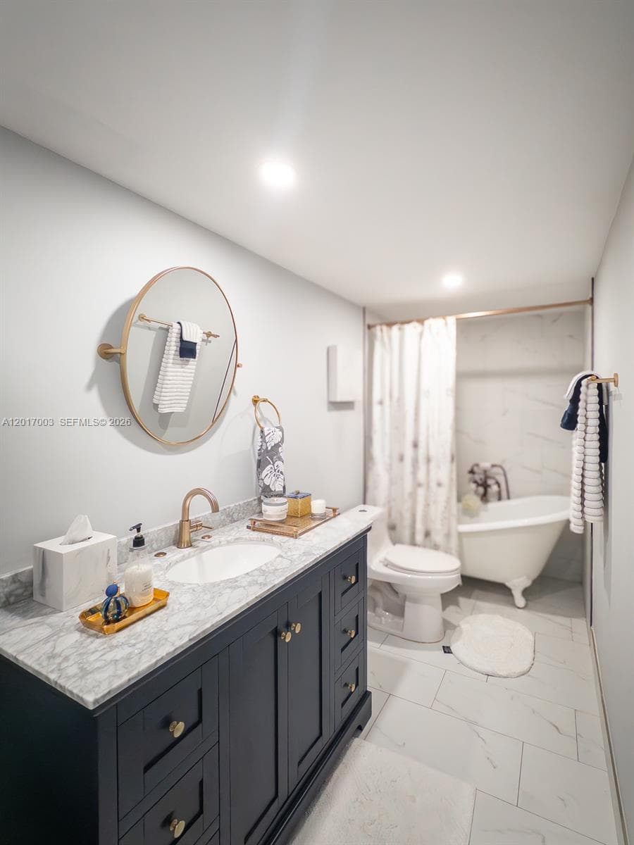 90 Edgewater Dr # 114, Coral Gables FL 33133 — 14