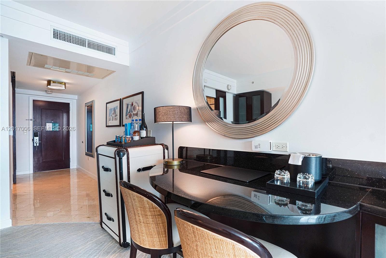 4391 Collins Ave # 916, Miami Beach FL 33140 — 11