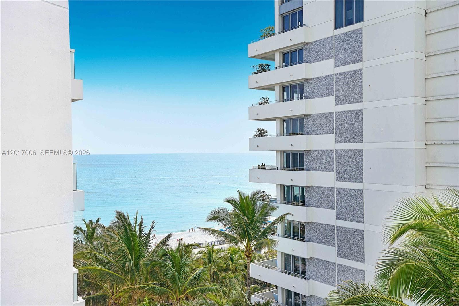 4391 Collins Ave # 916, Miami Beach FL 33140 — 4