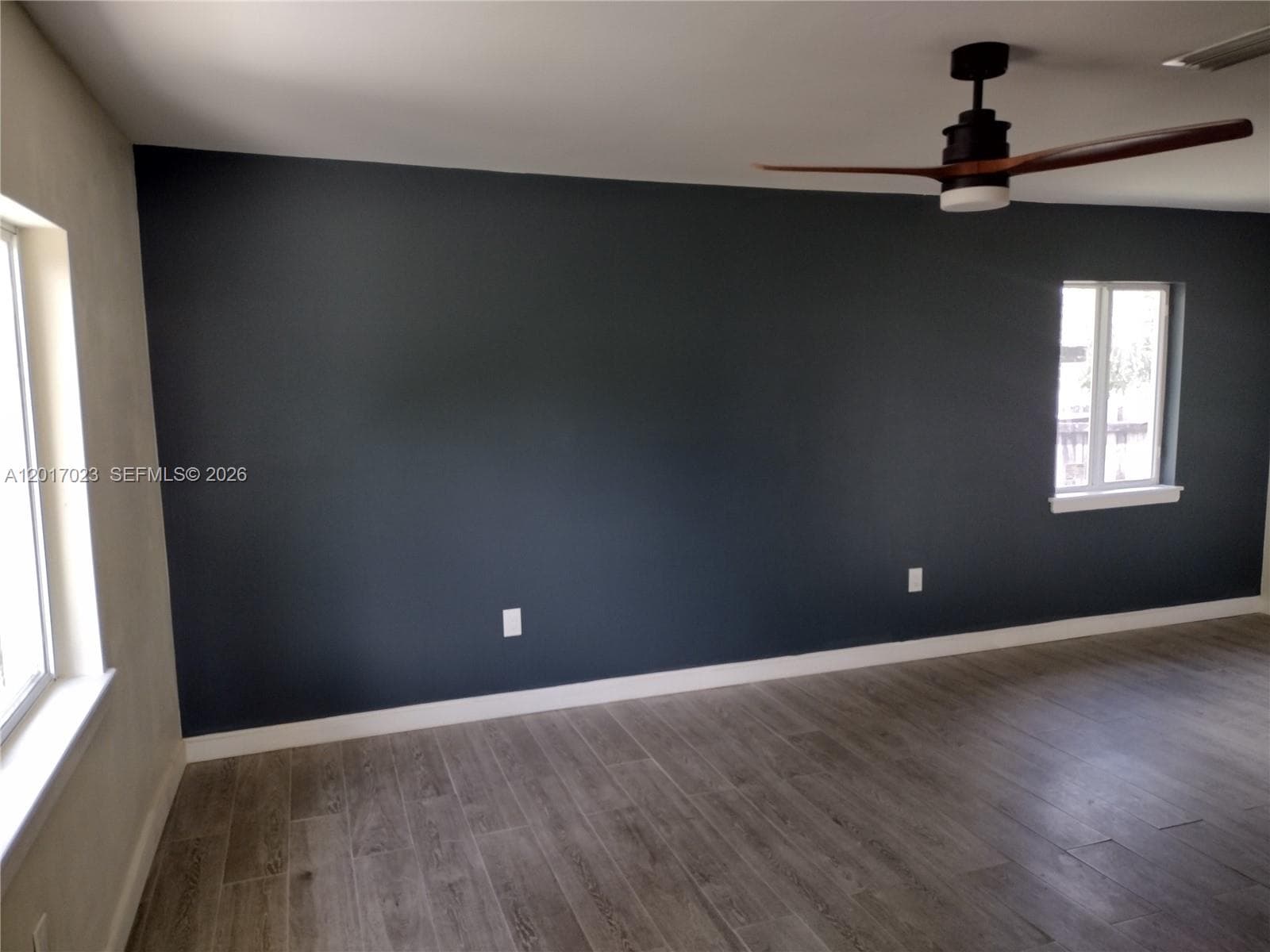 300 S Biscayne River Dr, Miami FL 33169 — 27