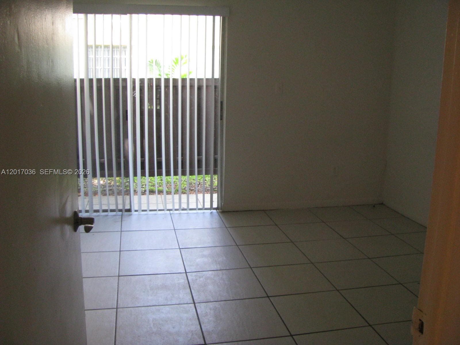 10832 N Kendall Dr # U11, Miami FL 33176 — 10