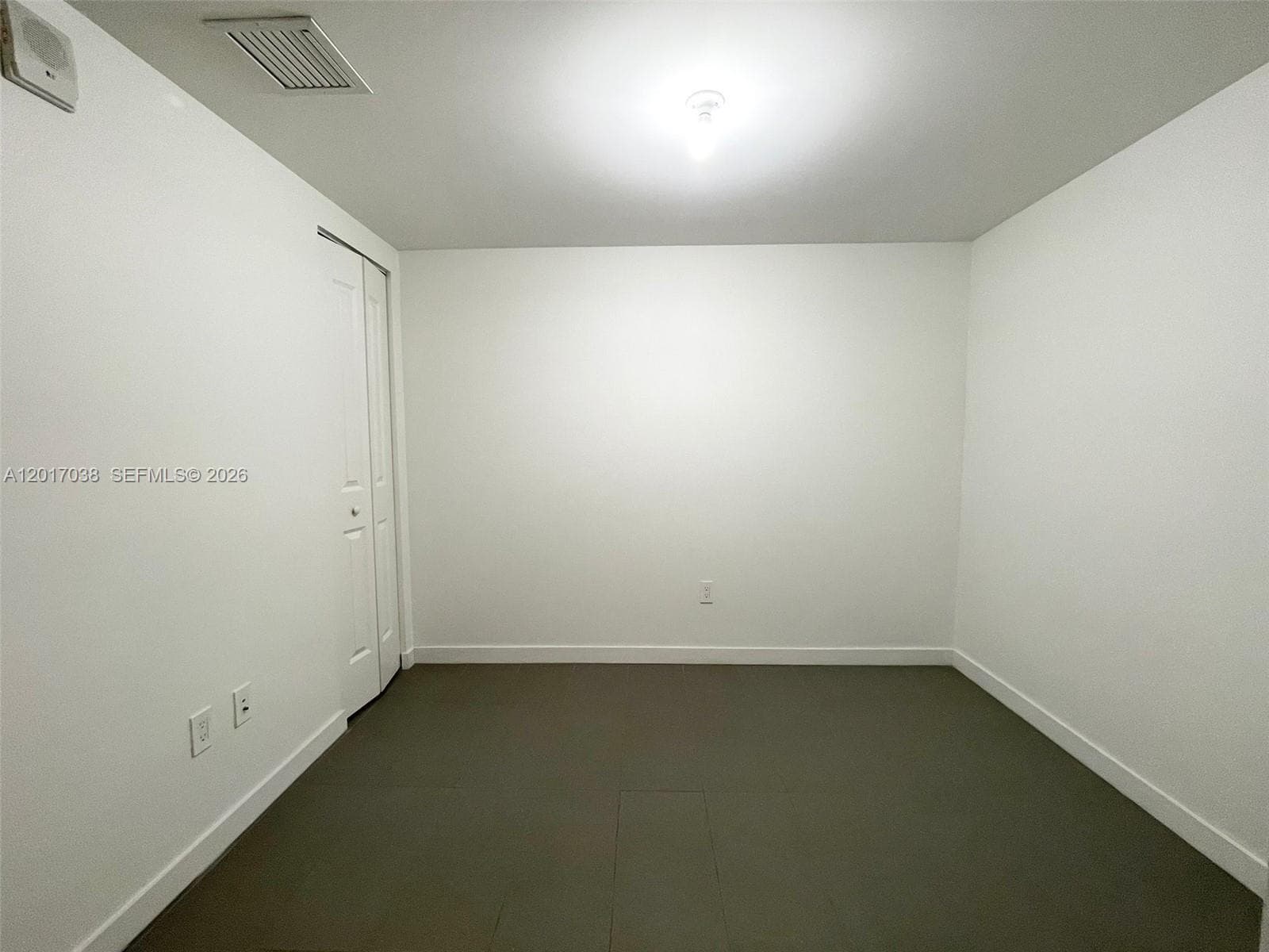 1600 NE 1st Ave # 2405, Miami FL 33132 — 7