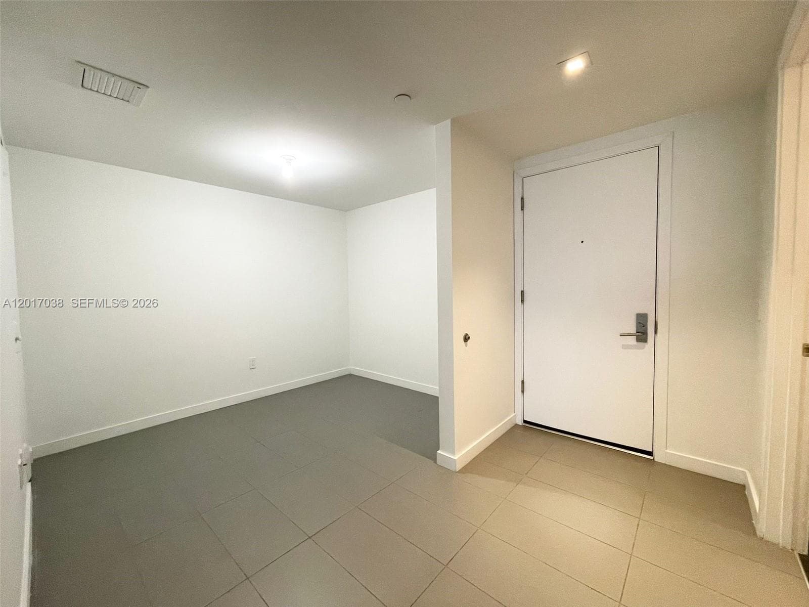 1600 NE 1st Ave # 2405, Miami FL 33132 — 4
