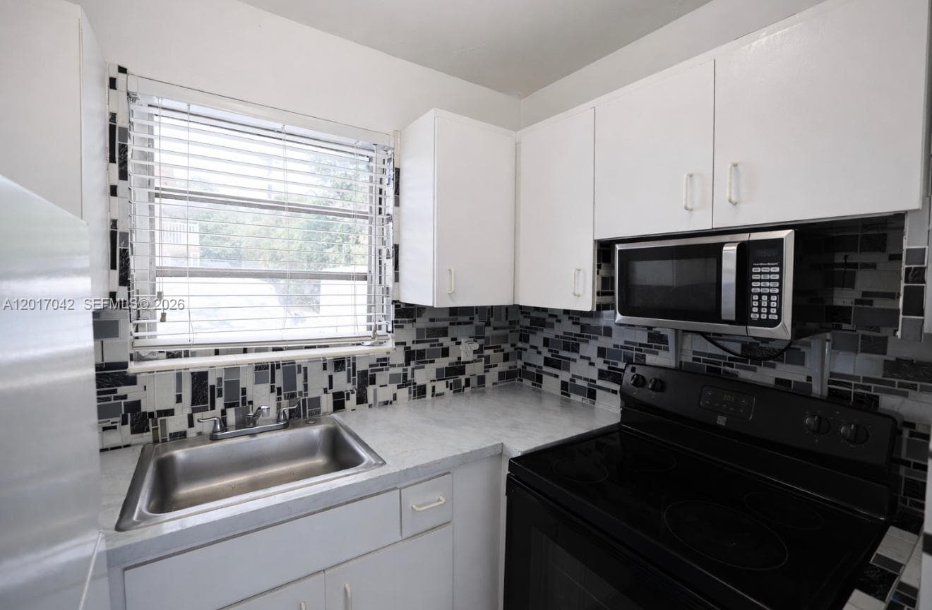 4381 W Flagler St # 3, Miami FL 33134 — 2
