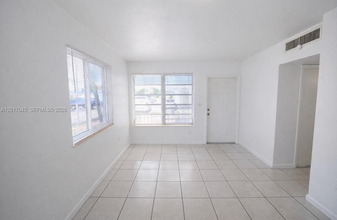 4381 W Flagler St # 3, Miami FL 33134 — 6