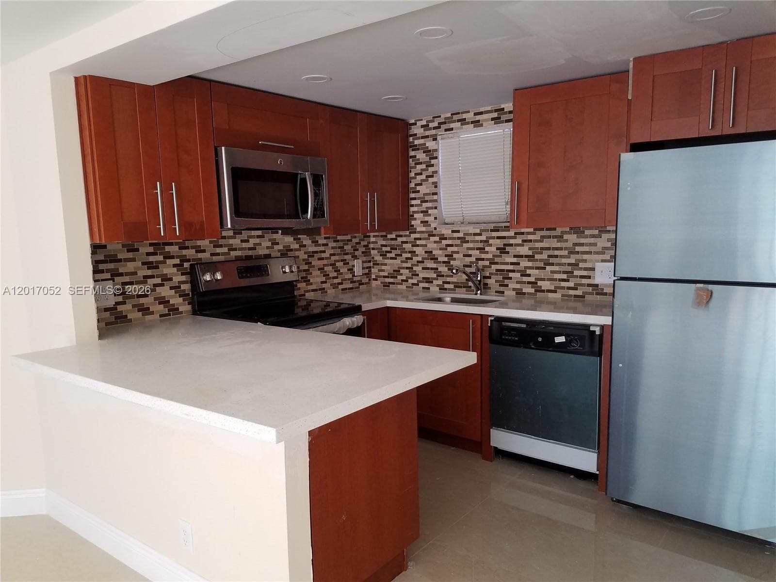 8290 Lake Dr # 316, Doral FL 33166 — 1